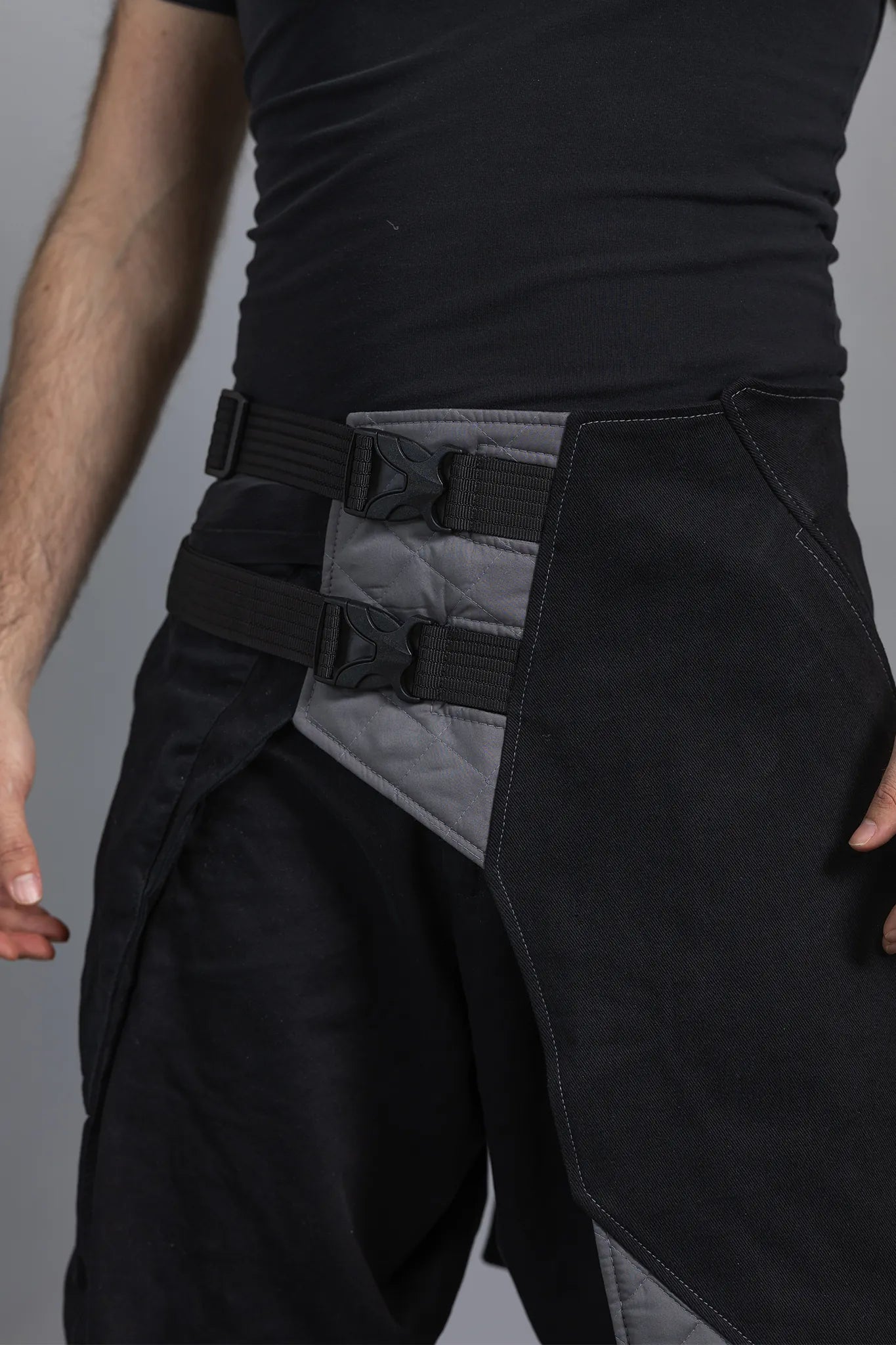 Battle Tasset (Pre-Order) - Obsidian [Unifit]