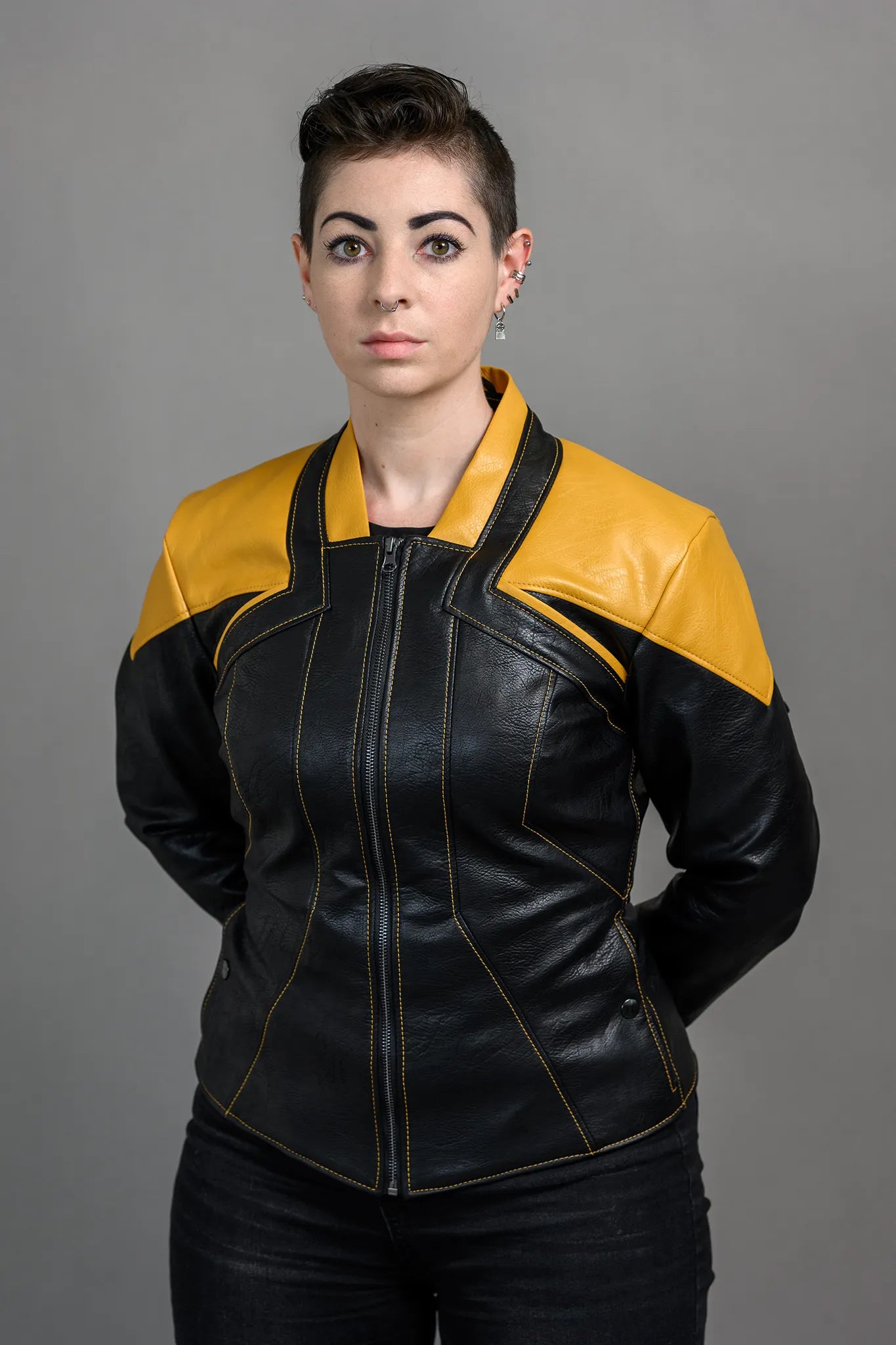 Starfleet 2401 - Operations Gold [Womens]